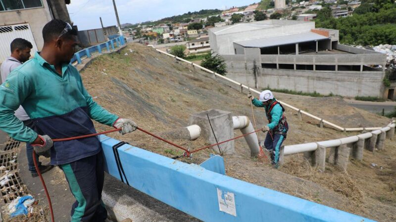 A Limpeza Não Tem Limites: Coletores alpinistas alcançam os lugares mais remotos