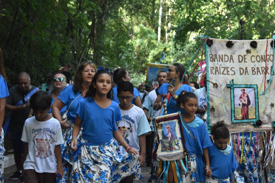 Projeto Congo Vivo abre inscrições gratuitas para oficinas de casaca, tambor, jongo, dança, estandarte e artesanato