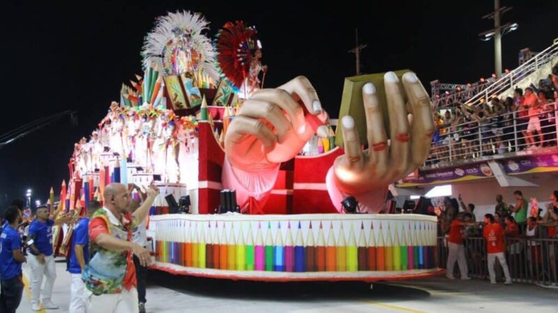 Exuberância Carnavalesca: MUG Surpreende e Torna-se Campeã do Carnaval de Vitória