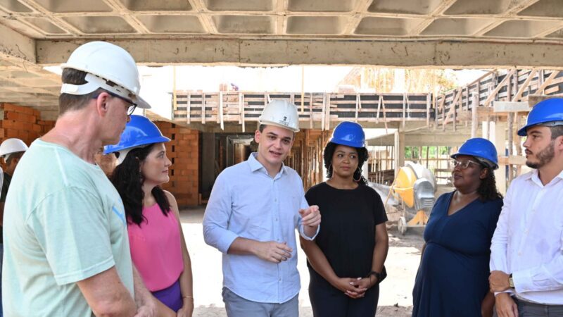 Pazolini junto a Lideranças de São Pedro visitam construção da nova sede do Cmei Geisla da Cruz Militão