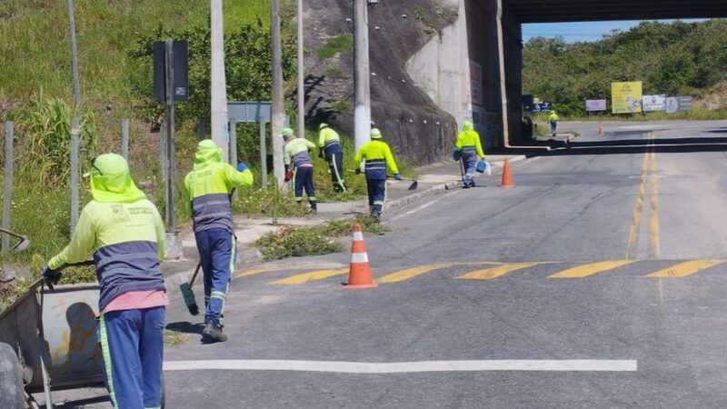 Mutirões da Secretaria de Serviços Urbanos alcançam limpeza em 582 ruas de 19 bairros