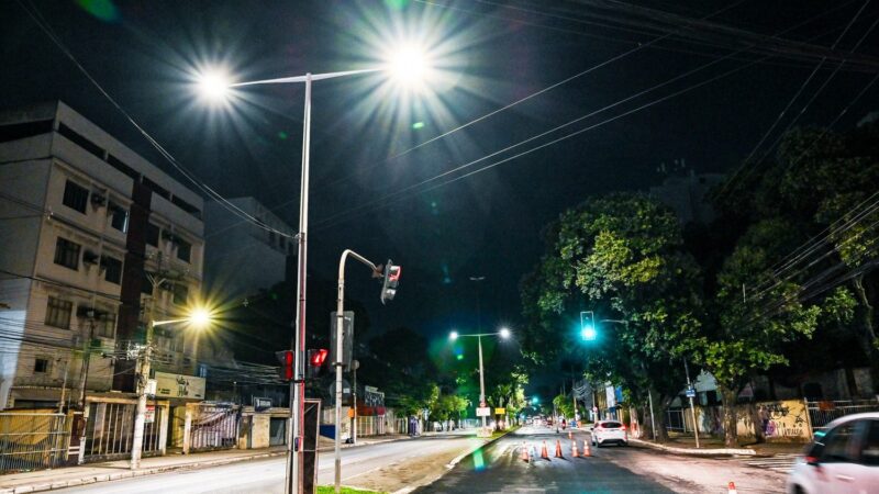 Vitória Iluminada: Instalação de lâmpadas Led promove segurança e economia energética