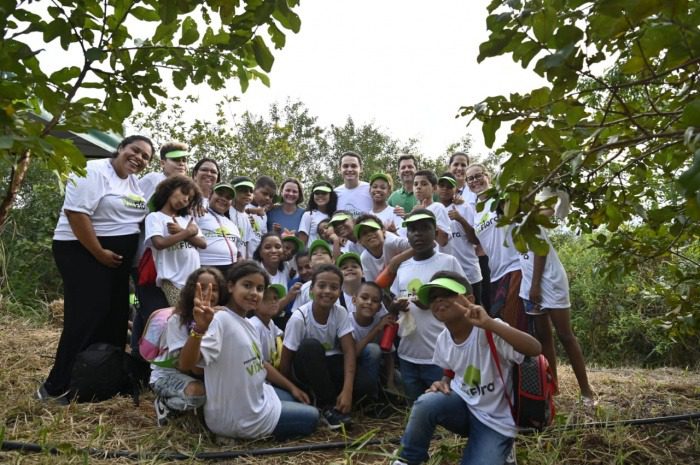 Crianças atuam na preservação da Mata Atlântica no Parque da Fonte Grande