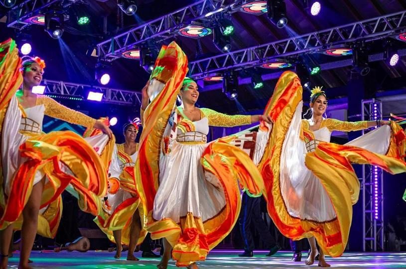 Festival Nacional de Dança leva artistas para escola da Serra