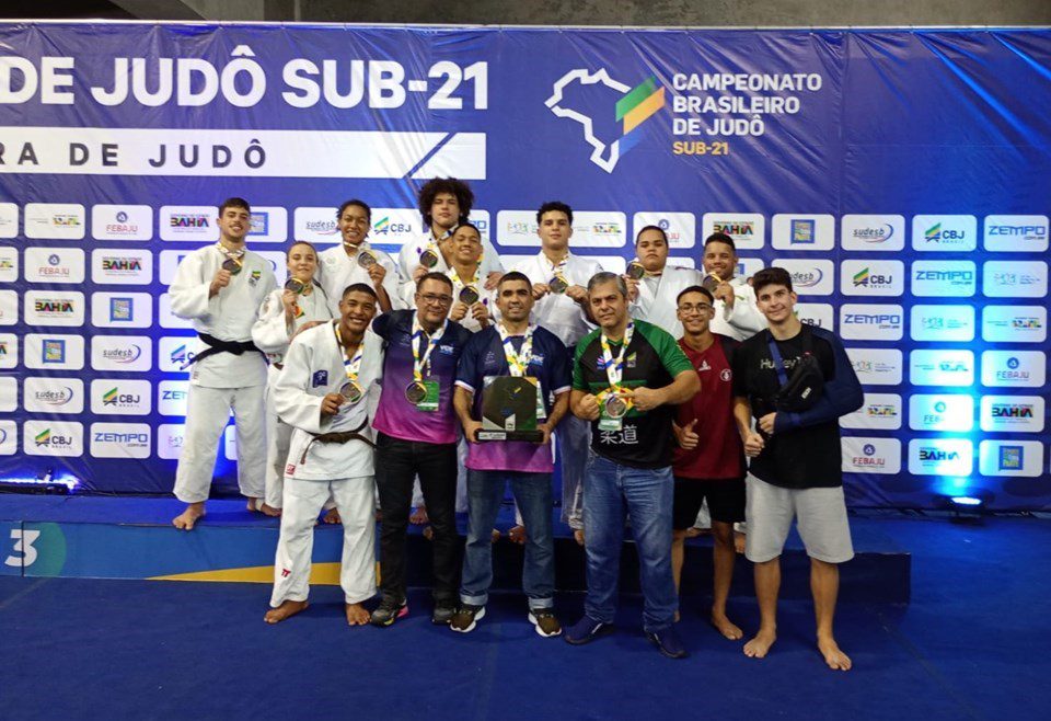 Espírito Santo leva bronze por equipes no Campeonato Brasileiro de Judô