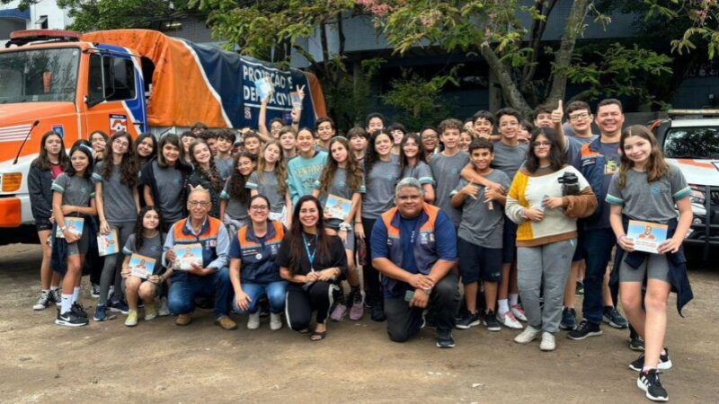 Defesa Civil realiza ações de conscientização com estudantes nas escolas