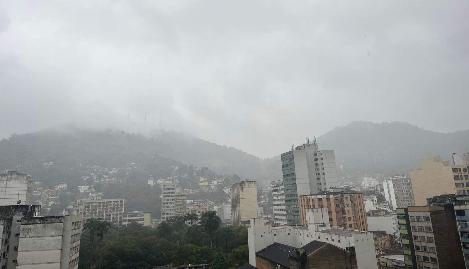 Frente fria altera o tempo no ES; confira a previsão para o fim de semana