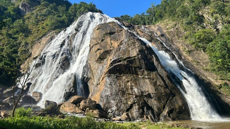 Parques estaduais estarão abertos para visitação no feriado deste sábado (12)