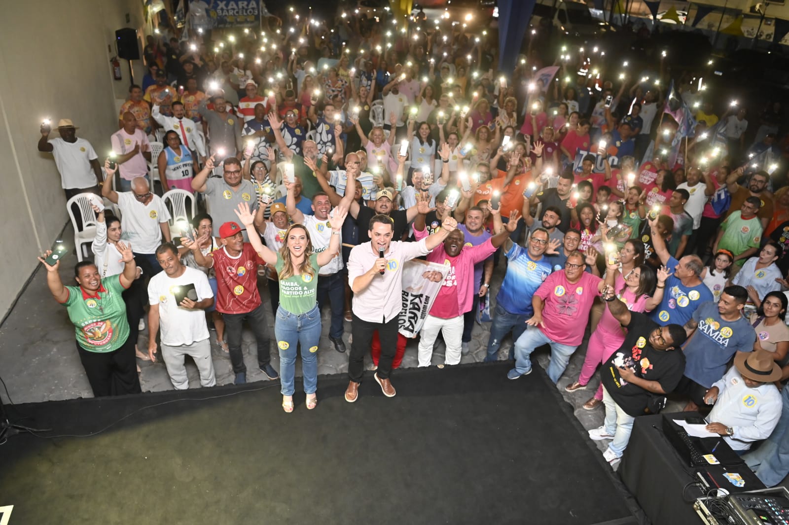 Carnavalescos expressam apoio à reeleição de Pazolini no Encontro do Samba