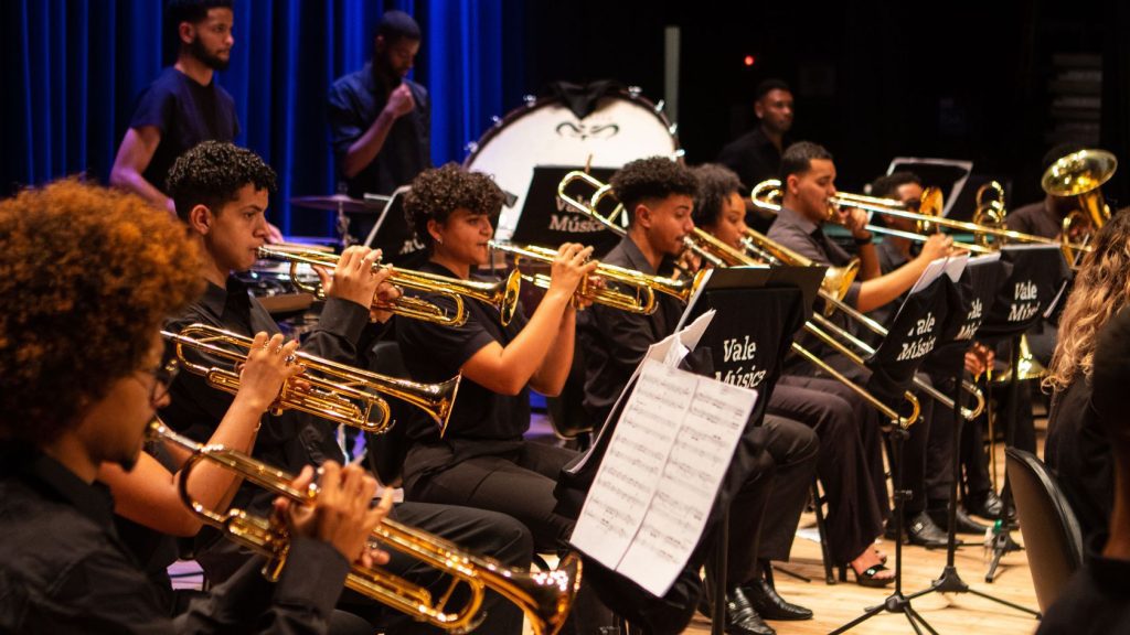 Sinfônica Vale Música apresenta na quarta espetáculo regado a sucessos do Roupa Nova