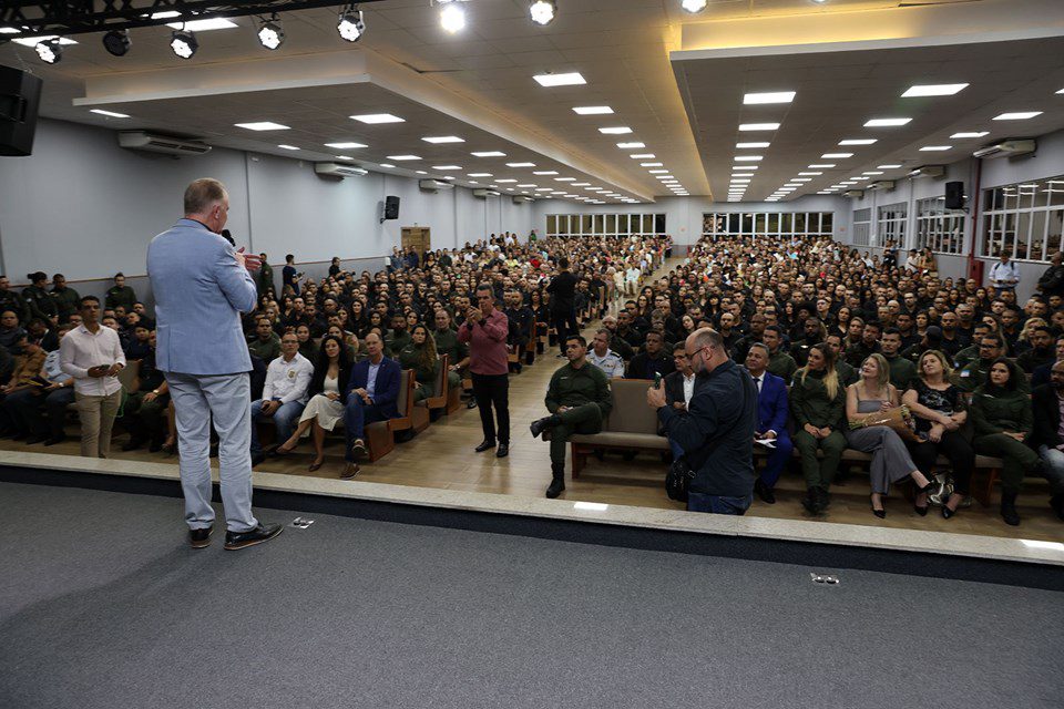 Governo do Estado celebra formatura de 299 Policiais Penais